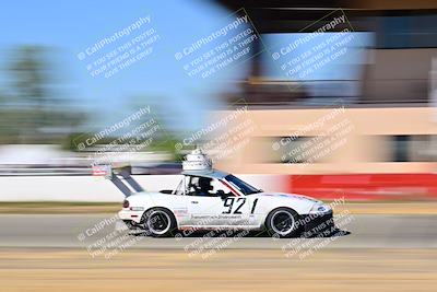 media/Sep-29-2024-24 Hours of Lemons (Sun) [[6a7c256ce3]]/StartFinish (245p-330p)/